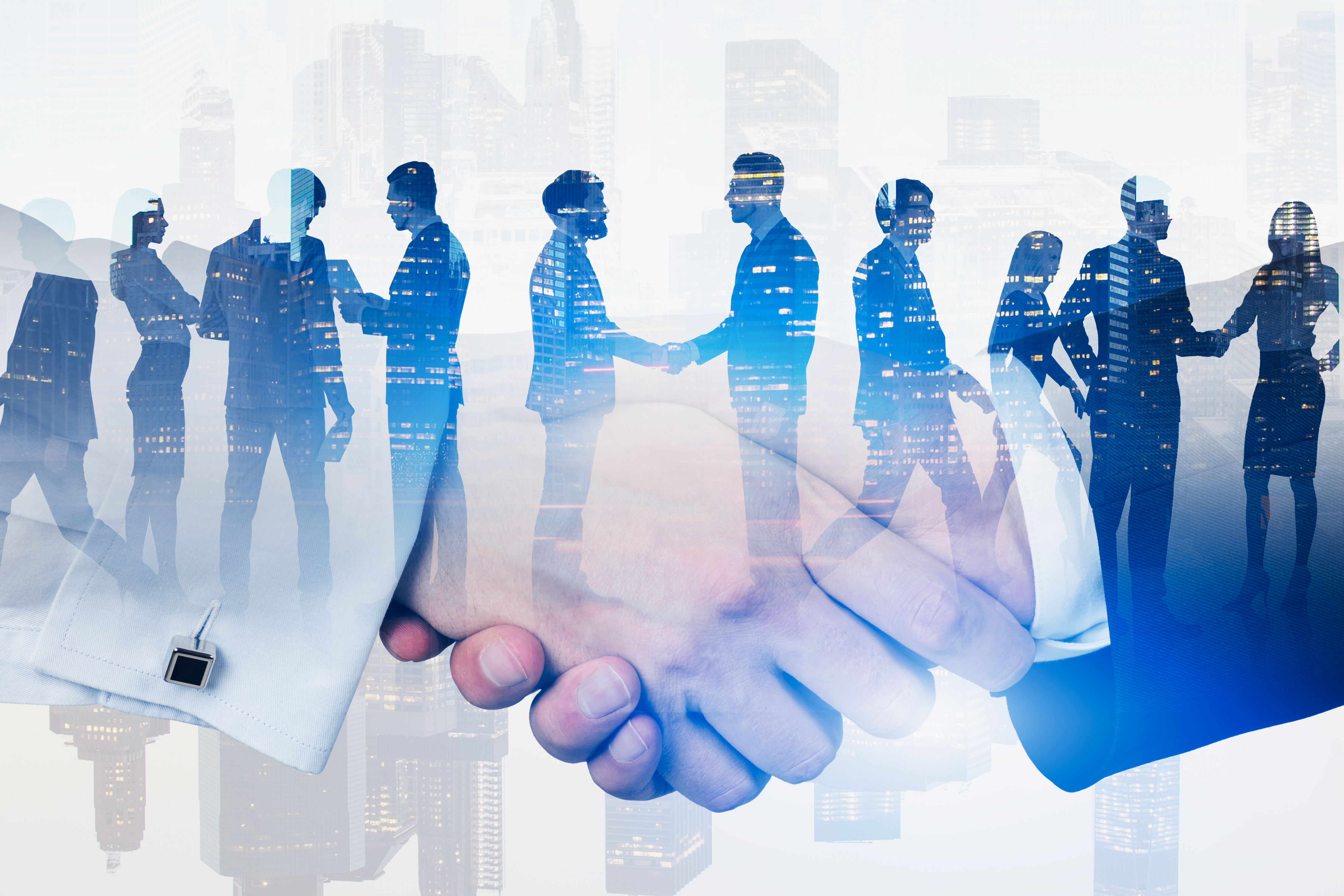 Double,Exposure,With,Business,Handshaking,On,Singapore,Skyline